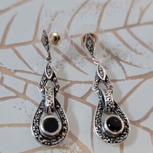 Vintage Filigree Silver Earrings Drop Dangle With Black Gem Sparkly